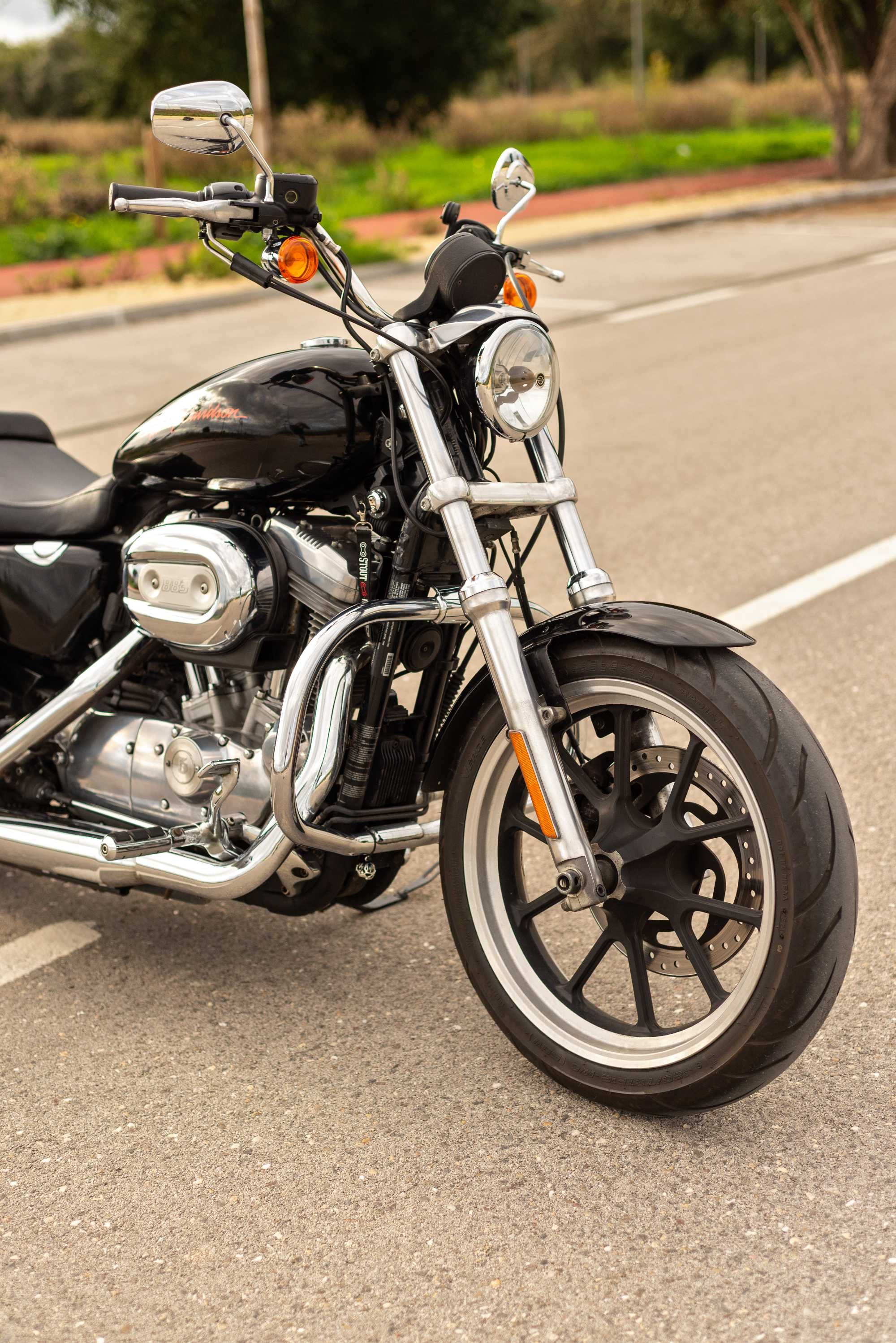 Harley-Davidson XL 883L Superlow com vários extras