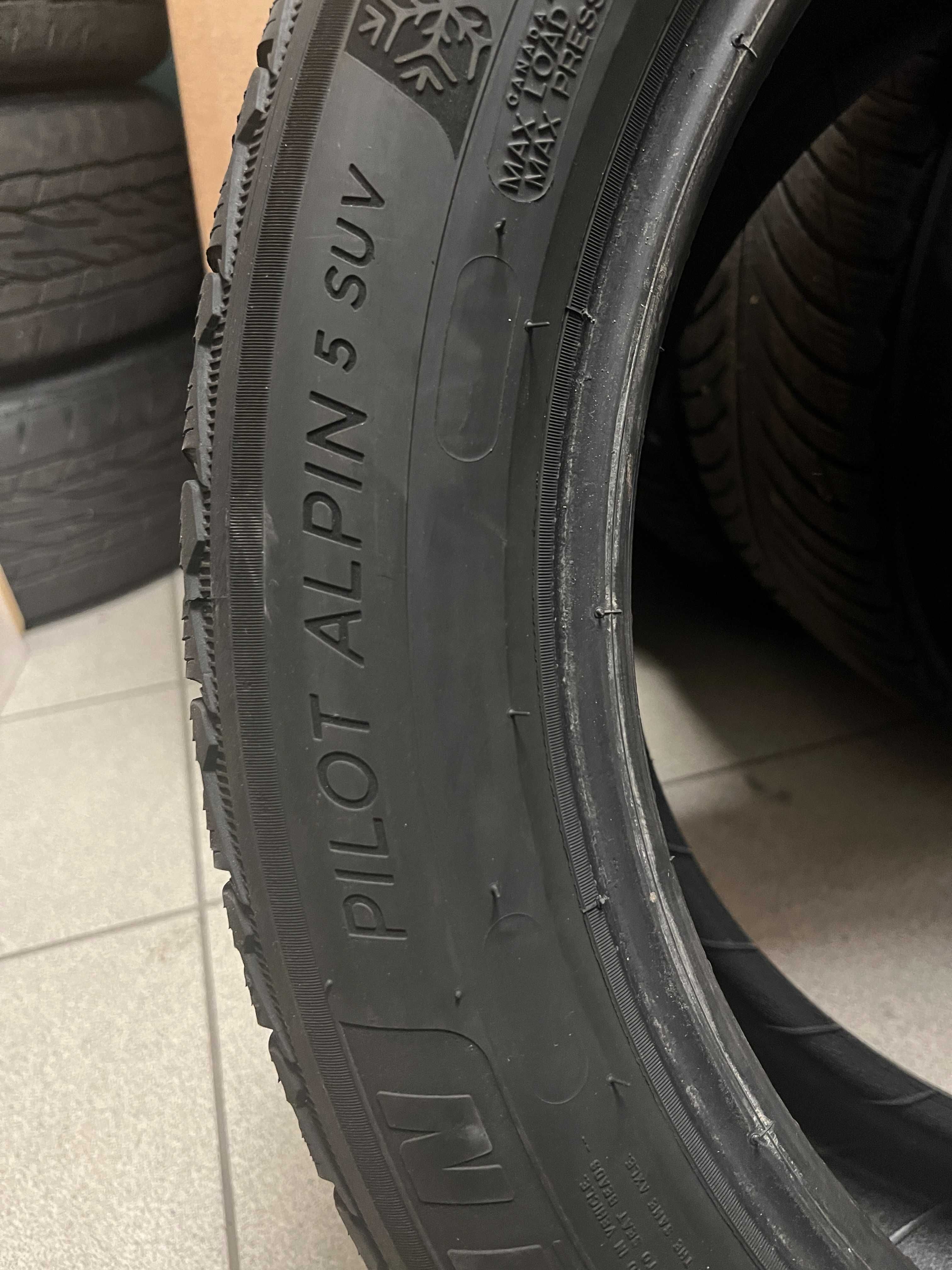 Шини зима 235 50 R19 Michelin Pilot Alpin 5 Suv