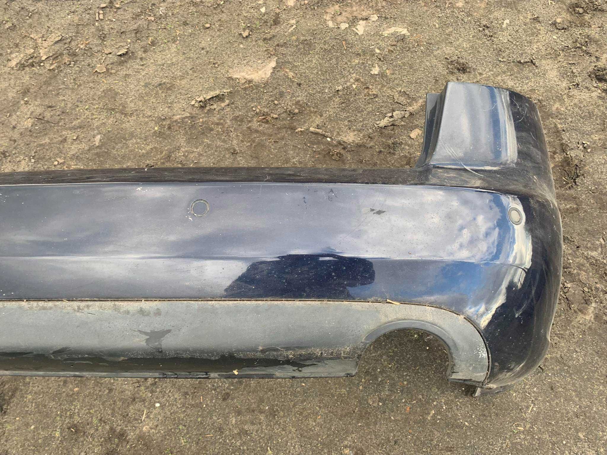 zderzak tył tylny audi a4 b7 avant kombi pdc czujniki LZ5J