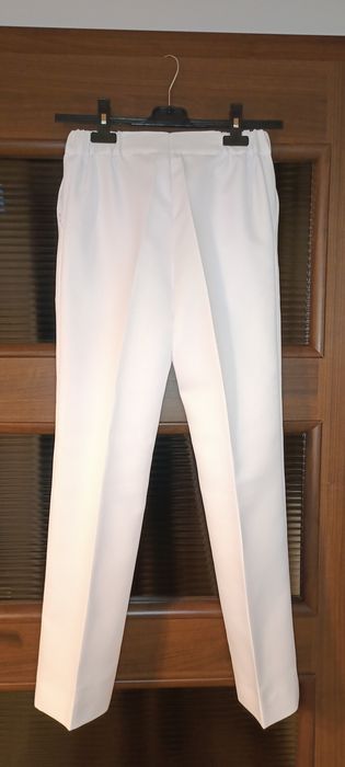 Strój komunijny 140