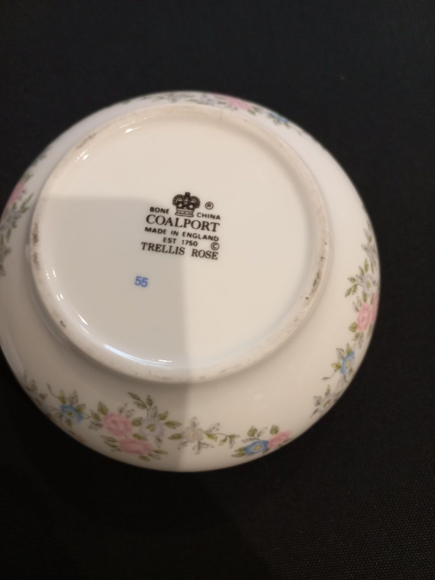 Porcelanowe Puzderko na biżuterię COALPORT