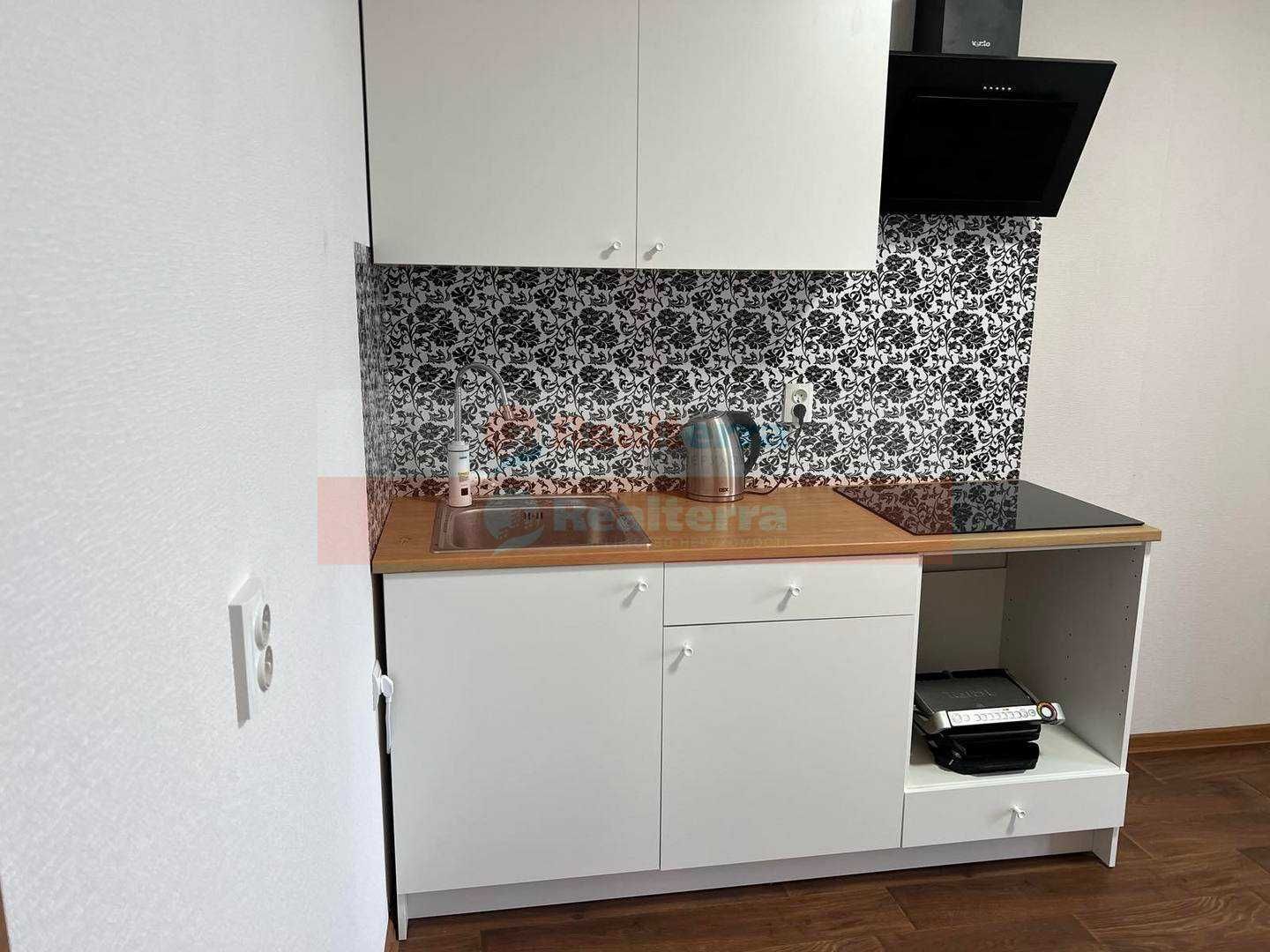 Оренда 2к.квартири вул.Ревуцького 54 Б метро Харьківська
