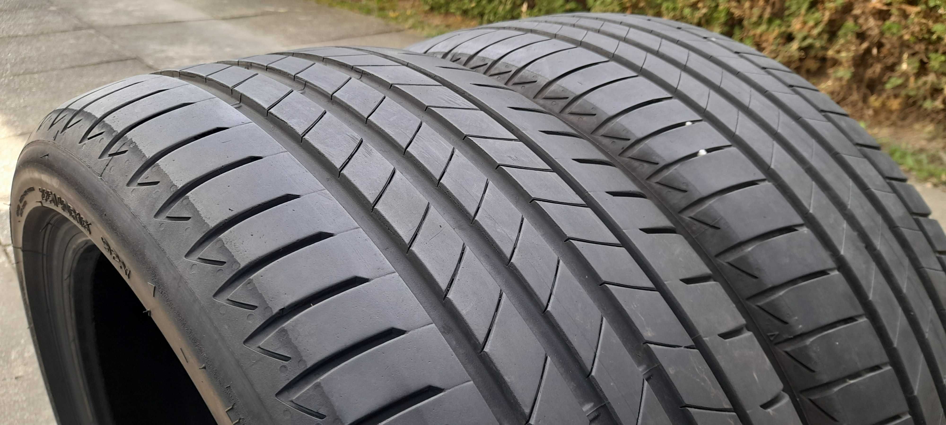 Opony letnie Bridgestone  225/40 R18  92Y  XL