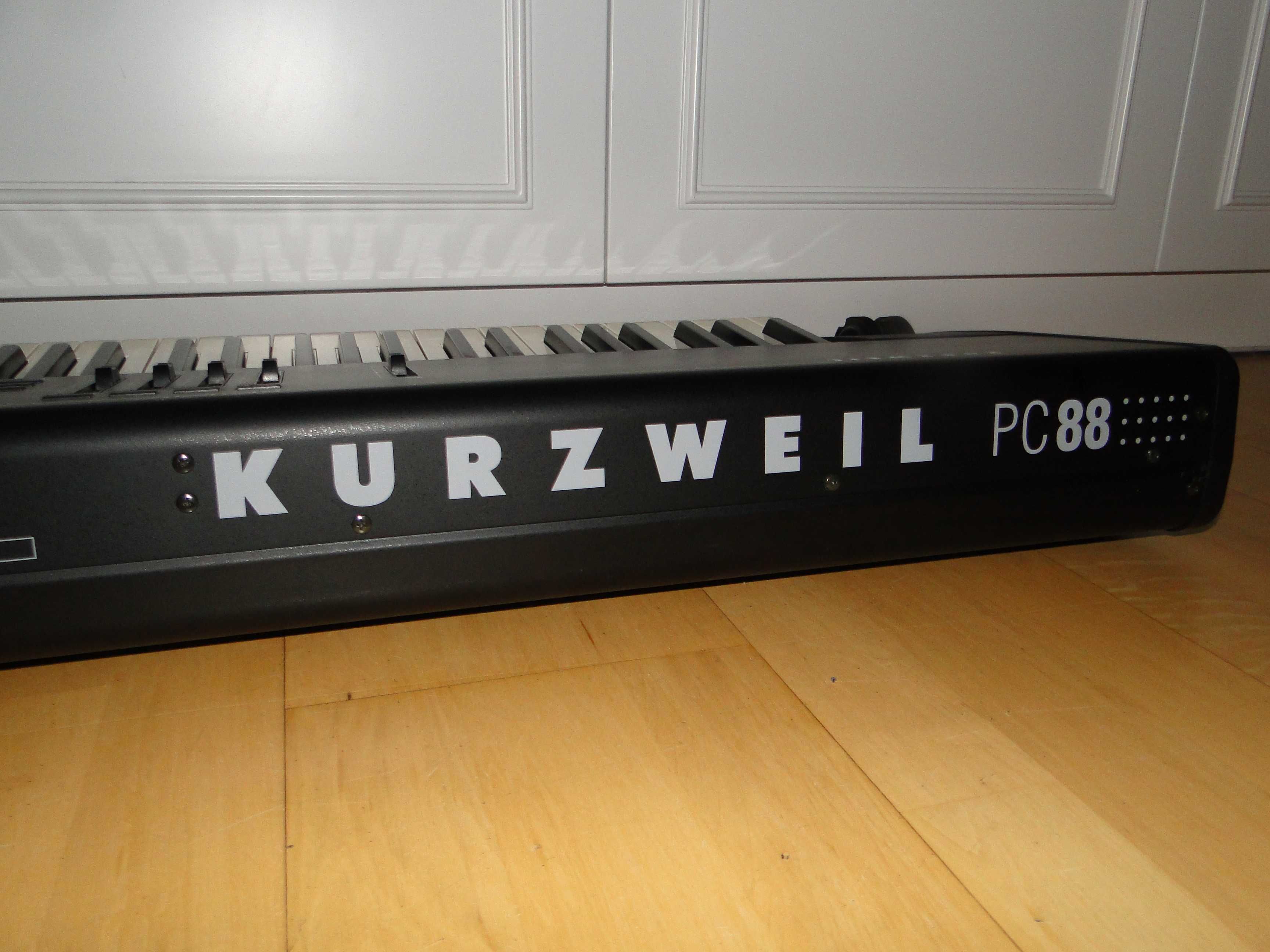 Genialne Wysokiej Klasy Piano Cyfrowe Syntezator KURZWEIL PC88+Futerał
