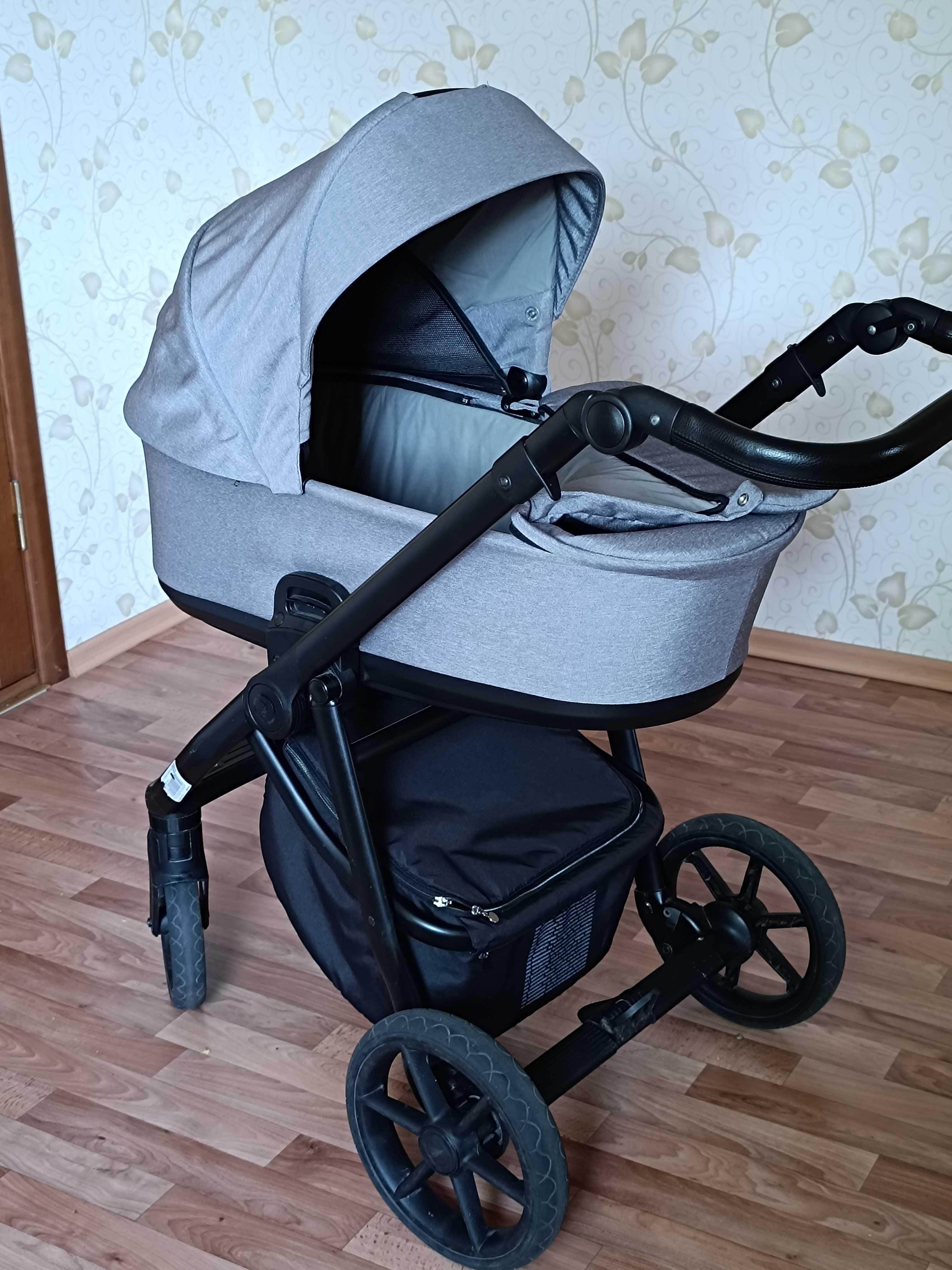 Коляска 2 в 1 Roan Liv Shiny Green