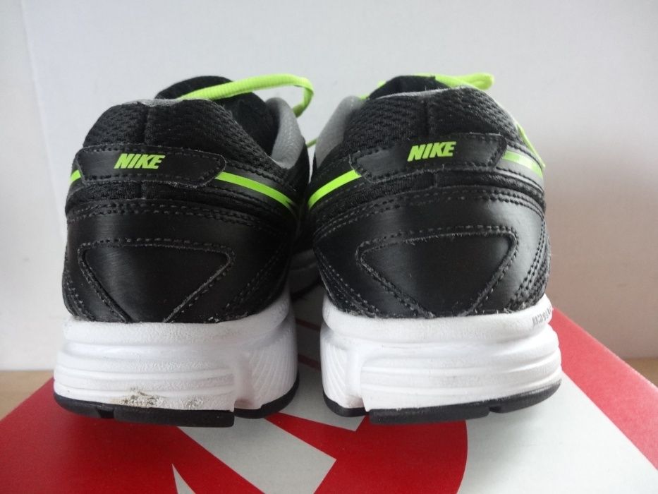 Buty Nike DART 9 roz 45,5 Bieganie Sportowe Adidasy