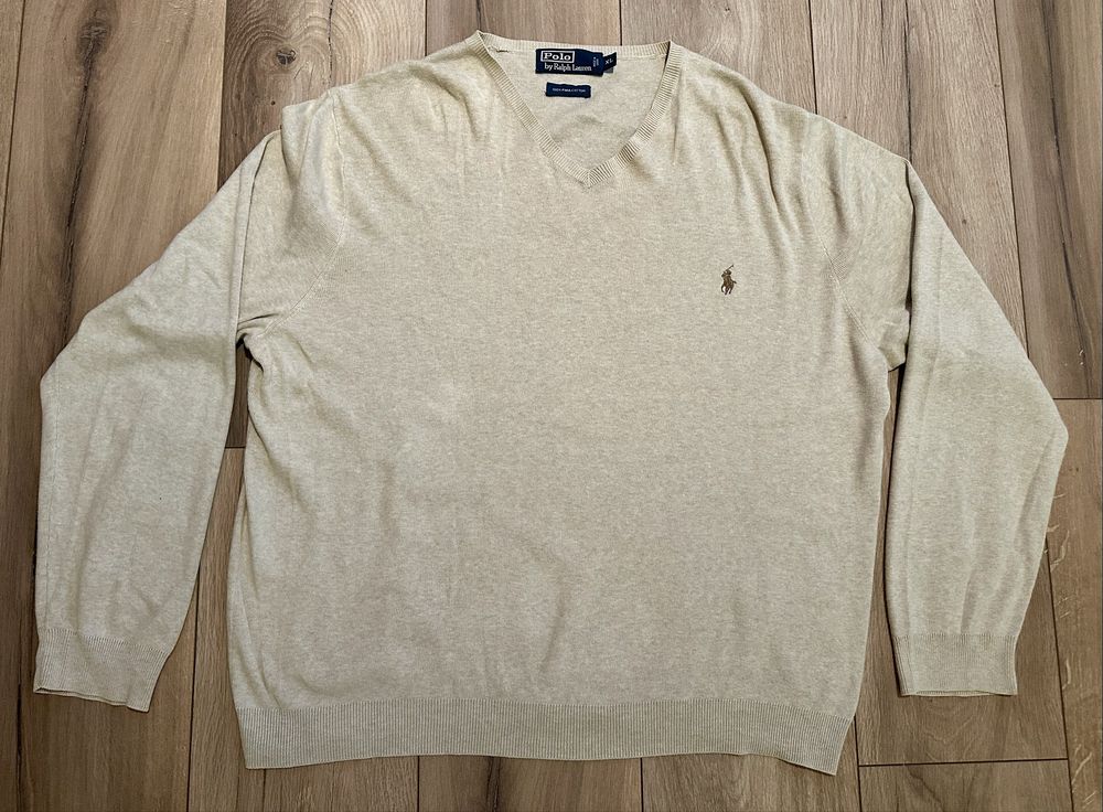 Sweter w serek XL