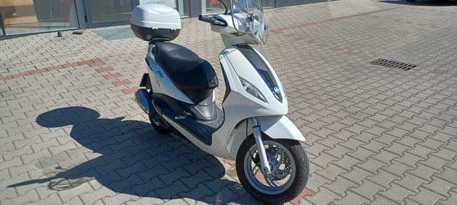 Piaggio Fly125 wysoka szyba/kufer/serwisowany/zadbany