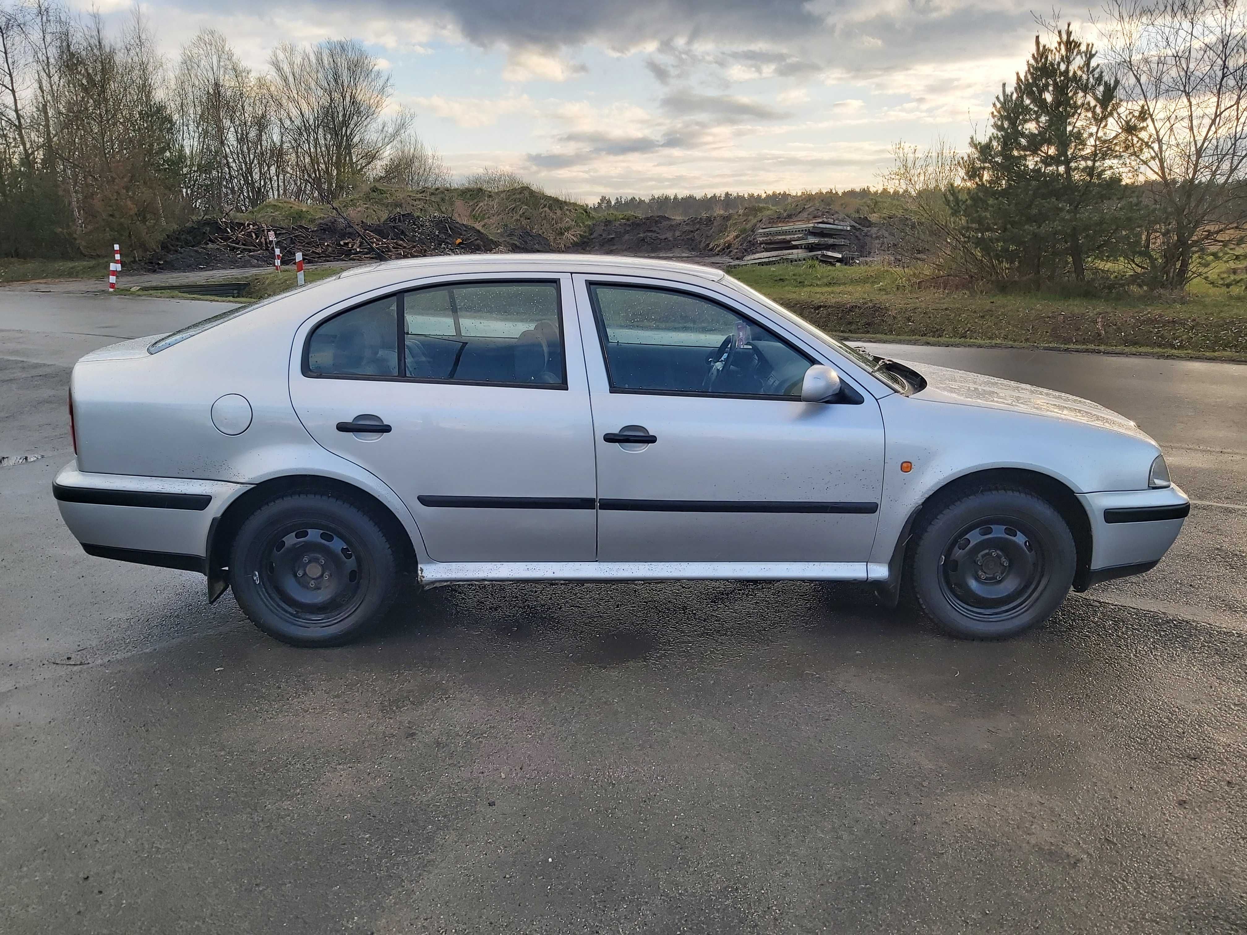 Skoda Octavia 1 2.0 Mpi 2000r Oktawia 1u