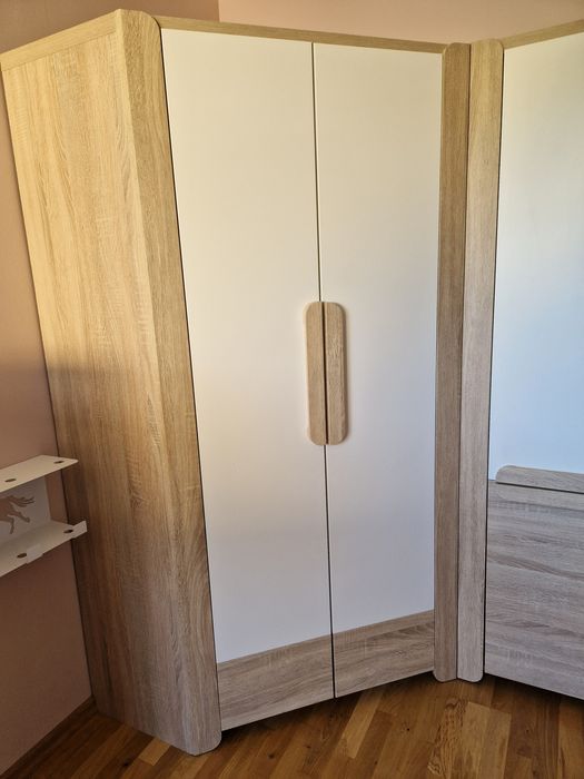 Sprzedam komplet mebli do pokoju dziecięcego Agata Meble