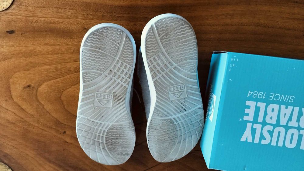 Sapatilhas de verão Reef tamanho 43