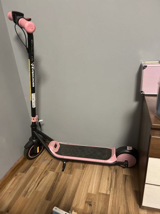 Hulajnoga Elektryczna dla Dzieci EVERCROSS E6 – Jak Nowa, Różowa