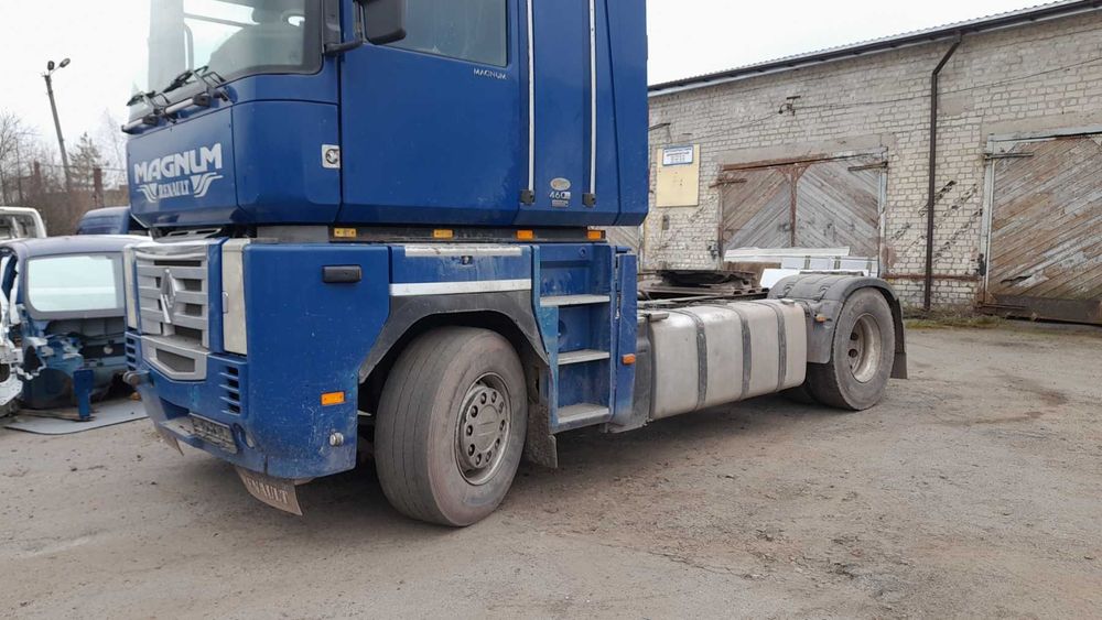 Двері Рама Спойлер Підніжка морда елька Renault Magnum рено магнум Е3