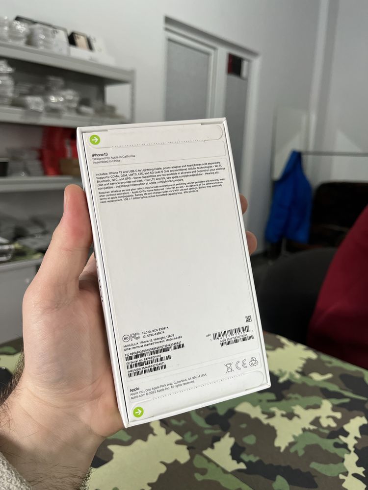 Apple iphone 13 128 gb Новий,запакований айфон