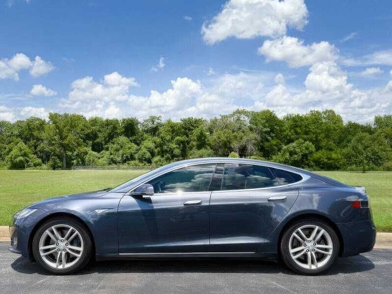 2014 Tesla Model S