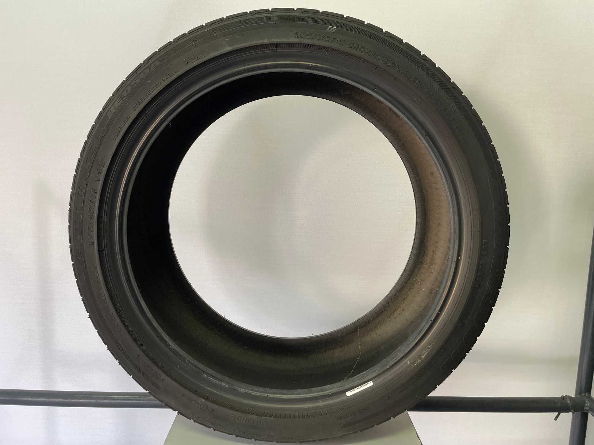 Opona BridgeStone Potenza RE050A 245/40R19 Adax Koźle