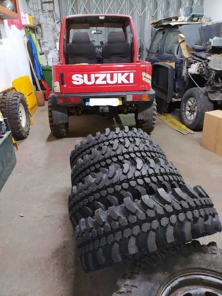 Pneus Silverstone 35x11.50 r16 NOVOS