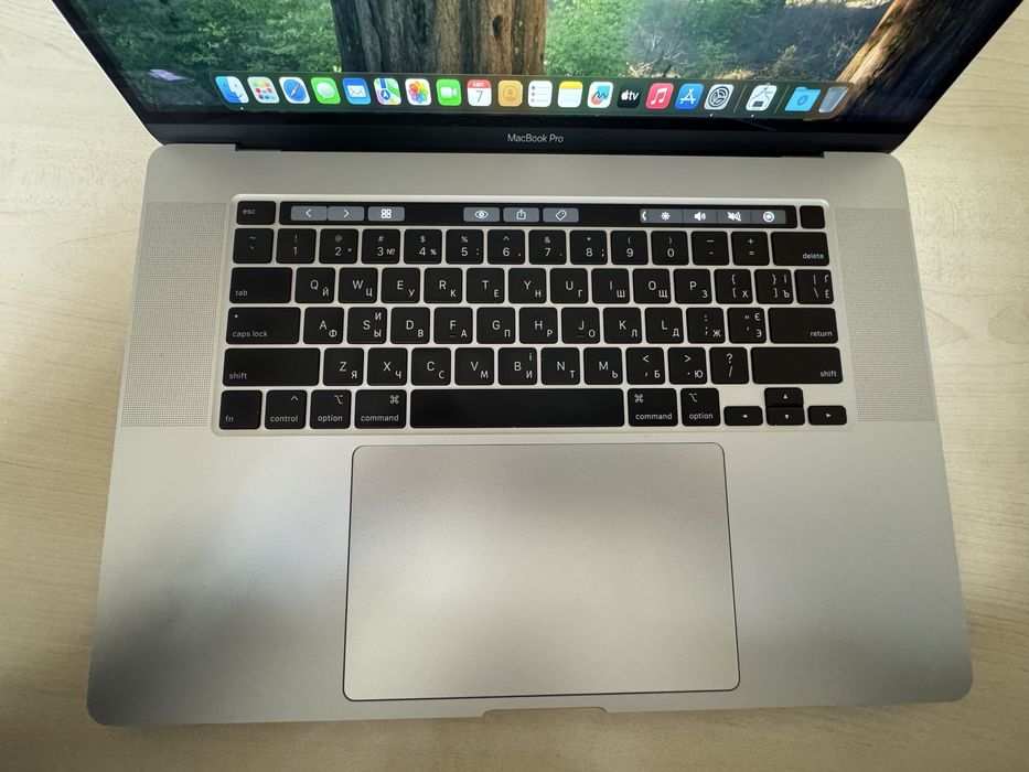 MacBook Pro 2019 16 i9, 16GB, SSD1Tb