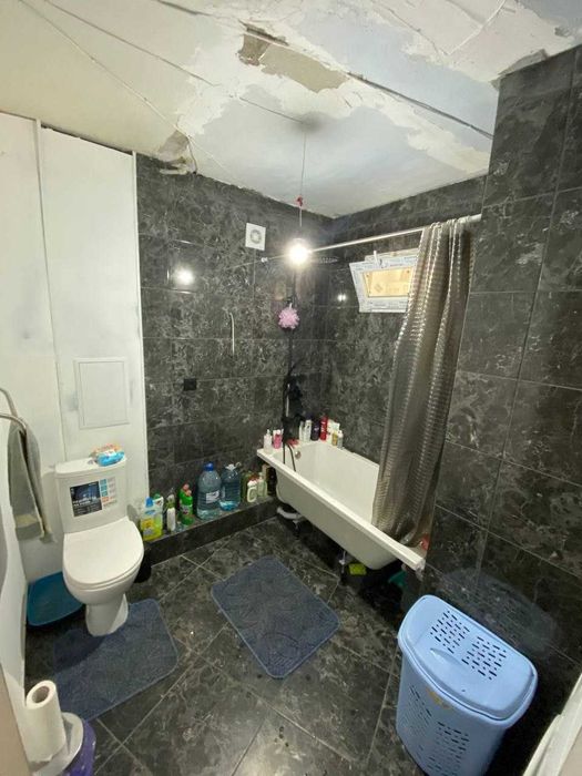 Продаж  двокімнатної квартири (від власника), вул. Євгена Логінова.