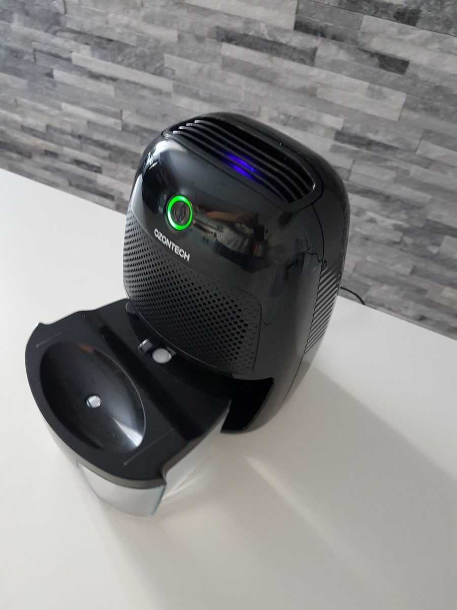 Osuszacz powietrza, oczyszczacz z lampą UV OZONTECH