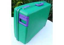 Walizka Delsey z tworzywa 66x51x23cm koła transportowe Futerał Case