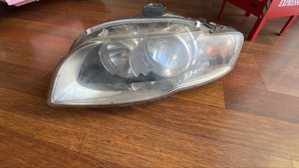Farol esq Audi A4 b7 original