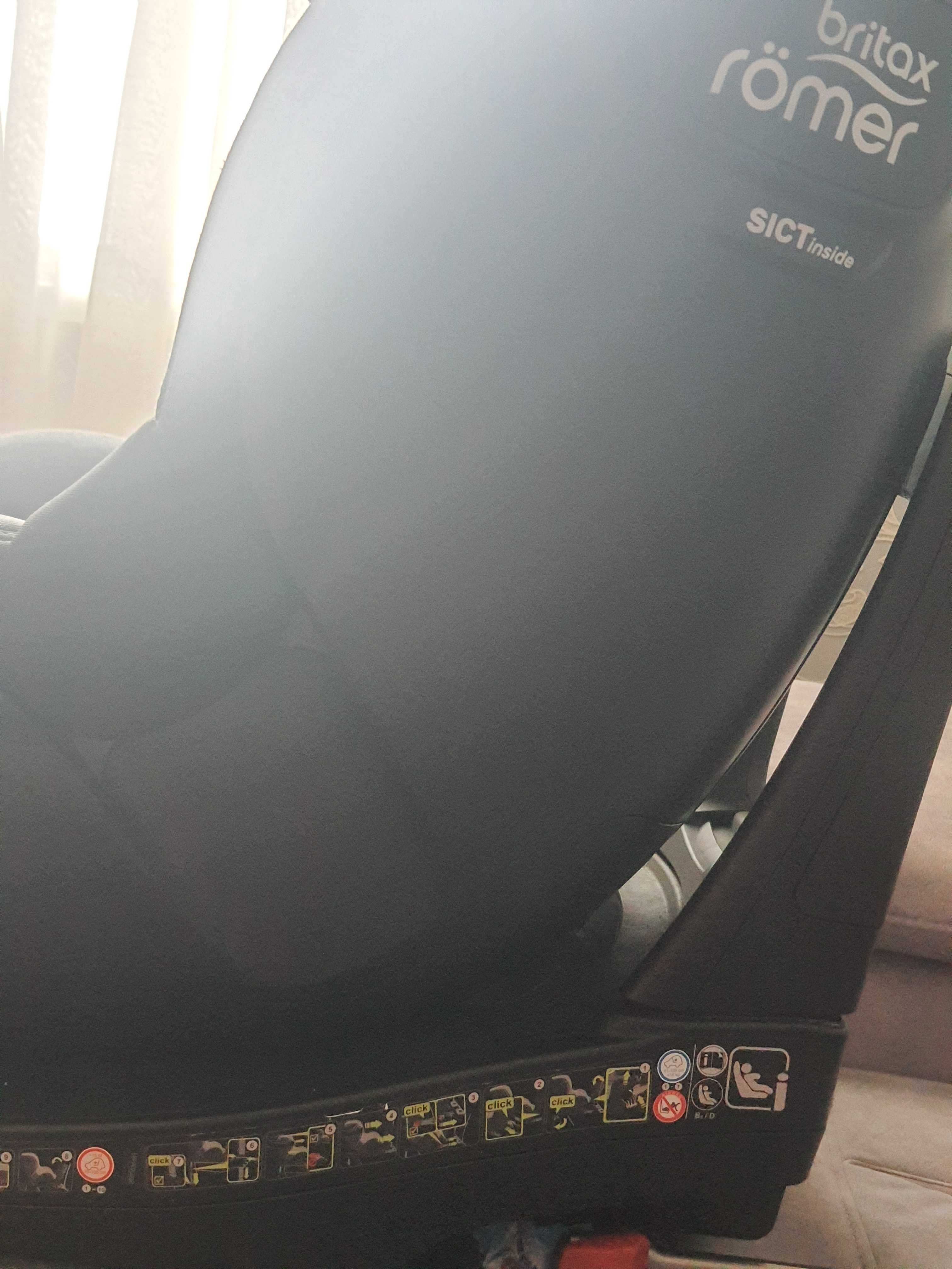 Автокрісло britax romer dualfix M i-size від 61 см до 105 см