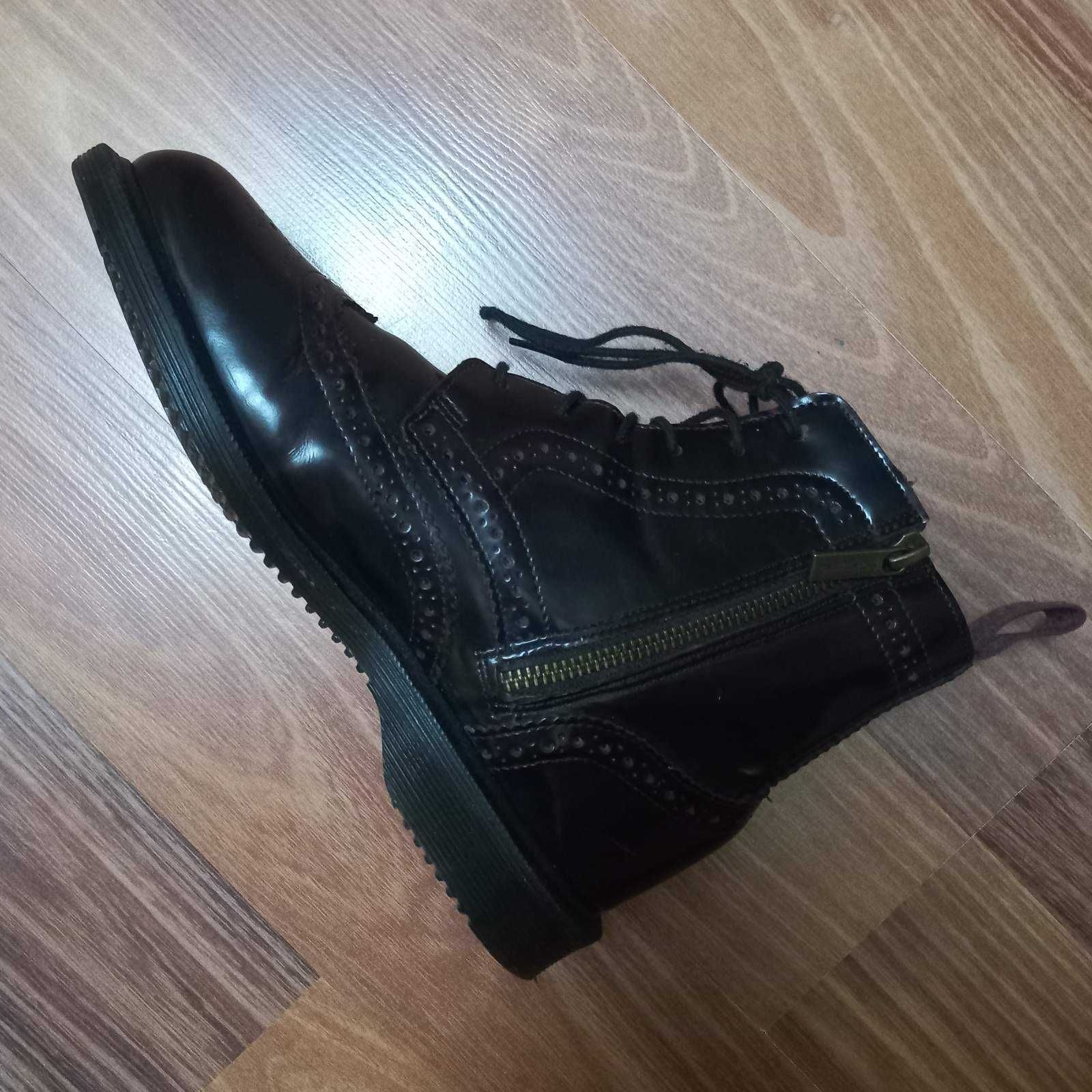 Ботинки Dr. Martens Delphine, размер 38