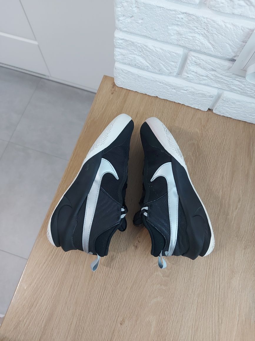 Buty adidasy nike 36.5 hustle wysokie Wkładka 24 cm ręcznie