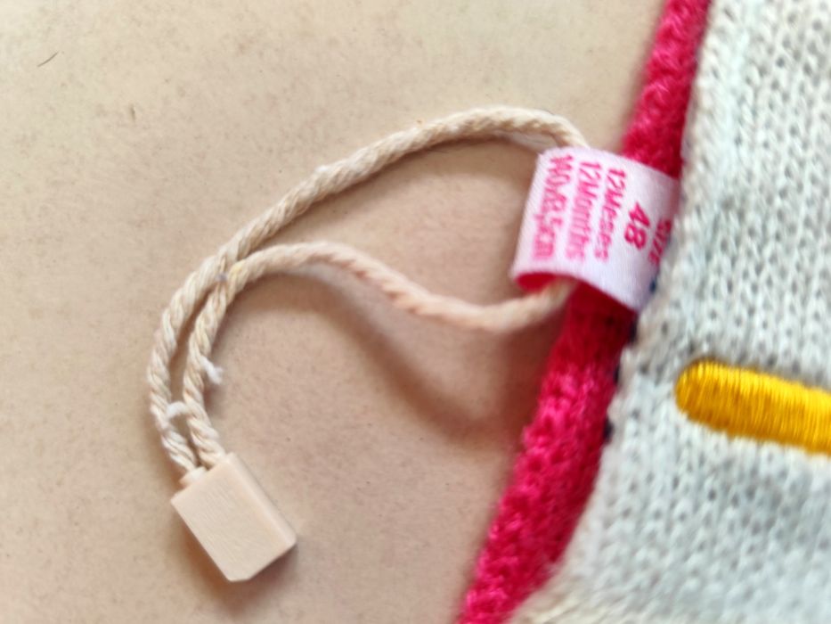 Cachecol e Gorro marca Tuc Tuc (Novo - 12 Meses)