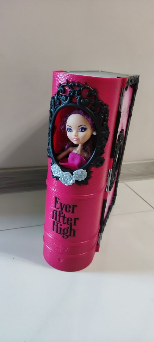 Domek Ever After High Domek Książka