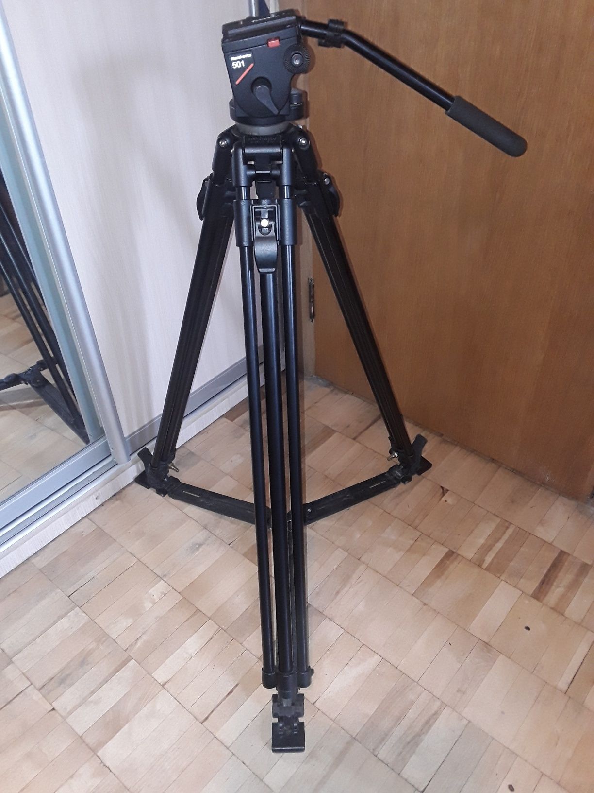 Штатив Manfrotto 501HDV