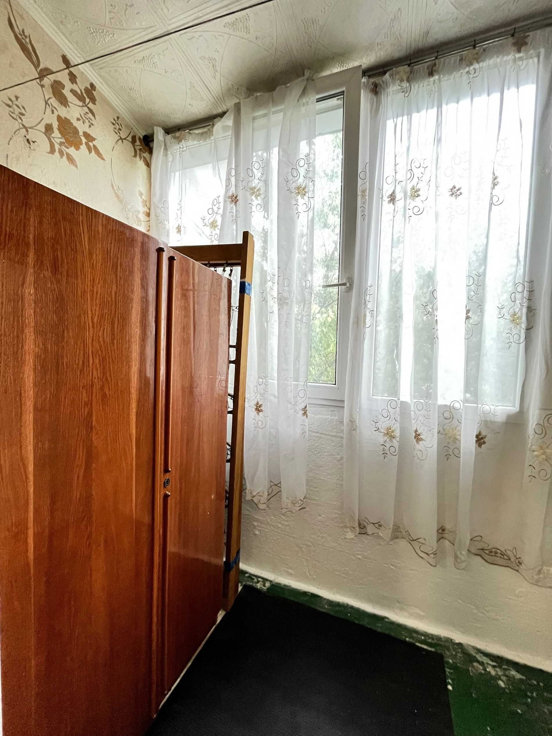 > Продаж 2-кімнатної квартири (малосімейка)