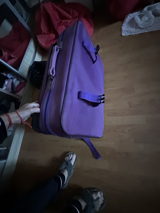 Чемодан оригинальный