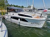Czarter jachtu Nautic 30 silnik 70 KM - Nautic 900 na Mazurach