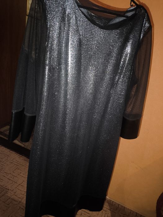 Платье нарядное ,вечернее  50-52