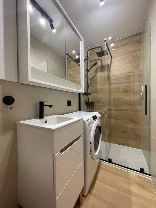 Mieszkanie dwupokojowe po kapitalnym remoncie z klimatyzacją