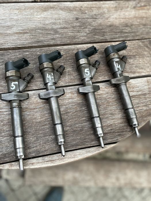 Форсунка рено трафік мастер 2.2 2.5 лагуна еспейс