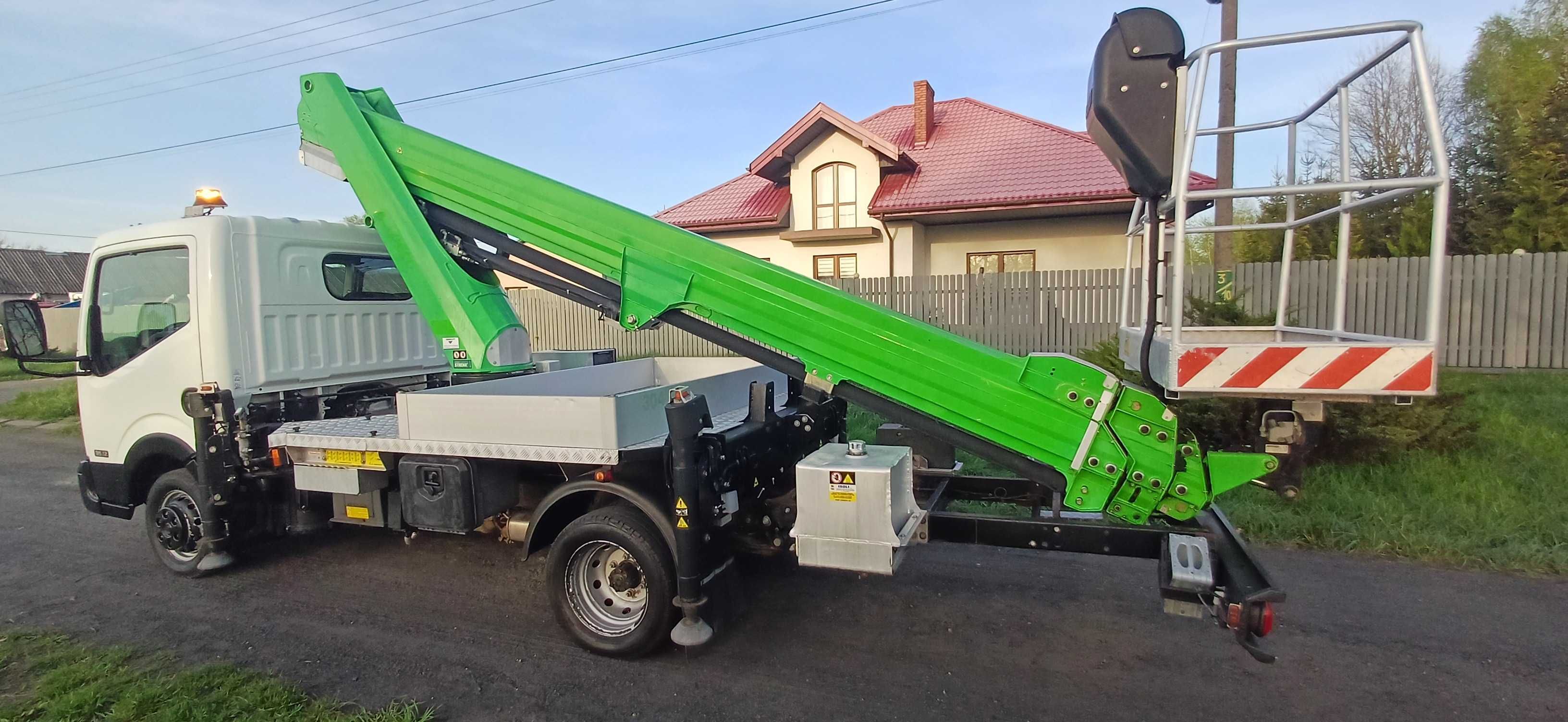 Nissan Cabstar  Isoli PT230 23m zwyżka, podnośnik koszowy gsr isoli