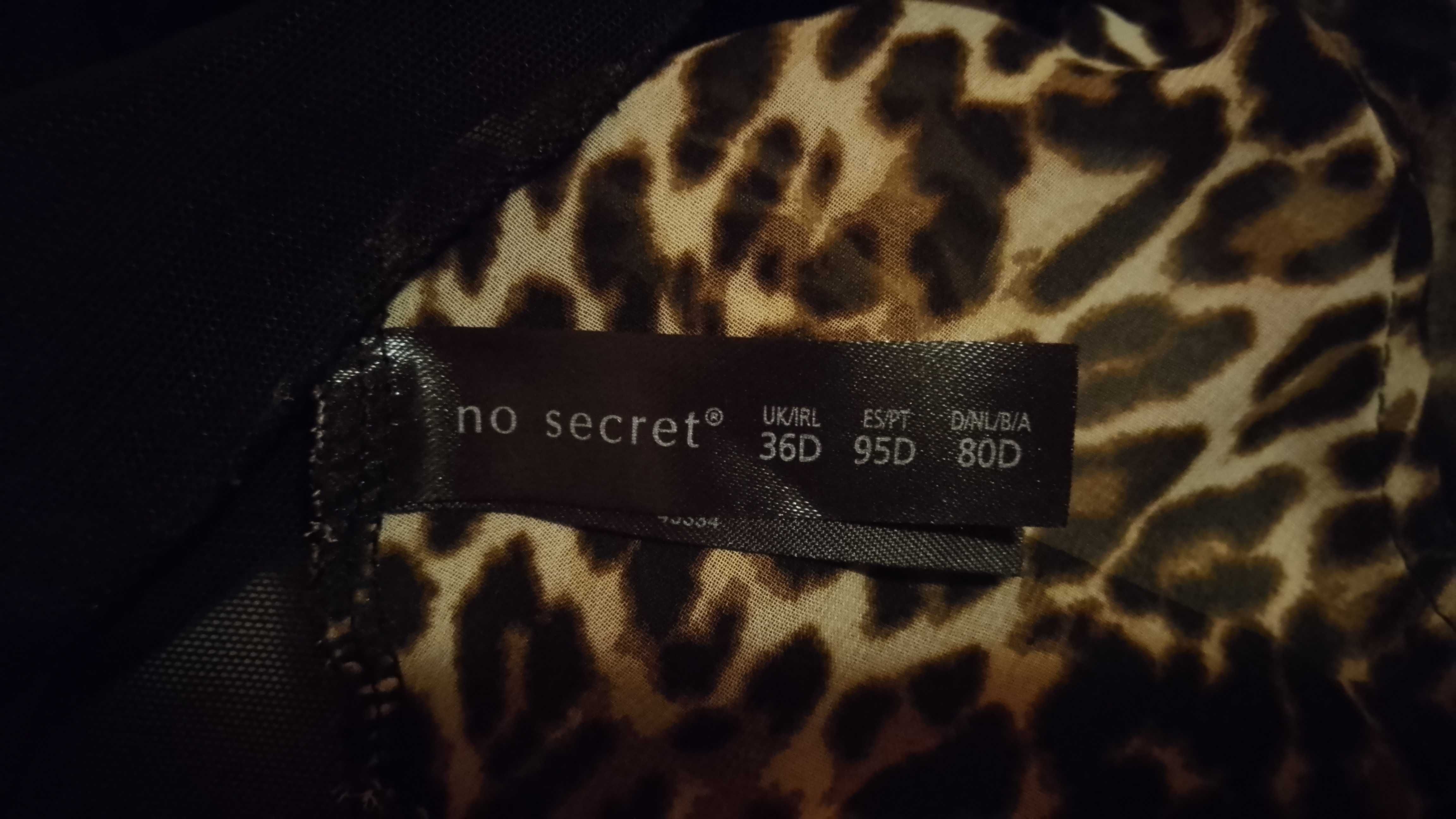 Koszulka nocna z usztywniany stanikiem