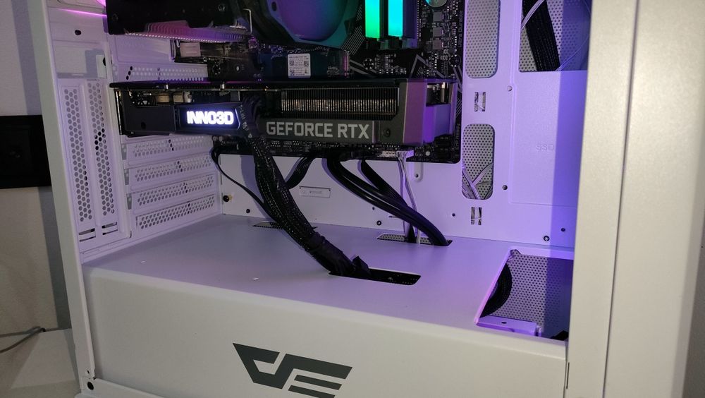 PC RGB gry R5 5600 AM4 6/12 DDR4 16GB RTX3060 12GB 700W 1TB W11