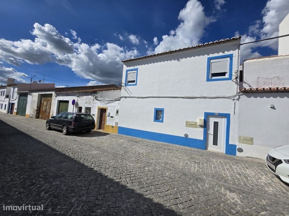 Simpática Moradia T1 no Centro Histórico da Vila de Redondo