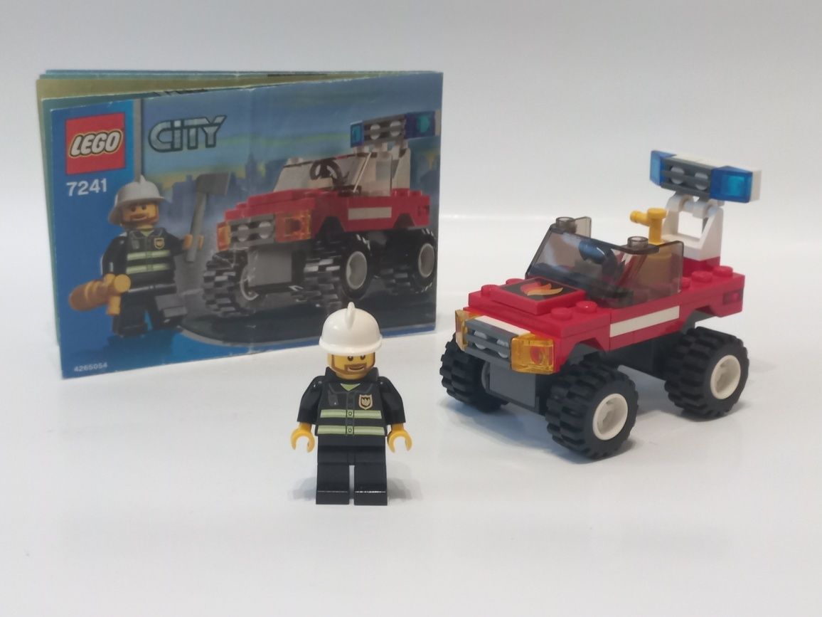 Lego City 7241 Wóz dowódcy straży Straż Pożarna