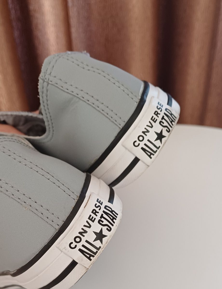 Кеди Converse  на дівчинку 38 р.