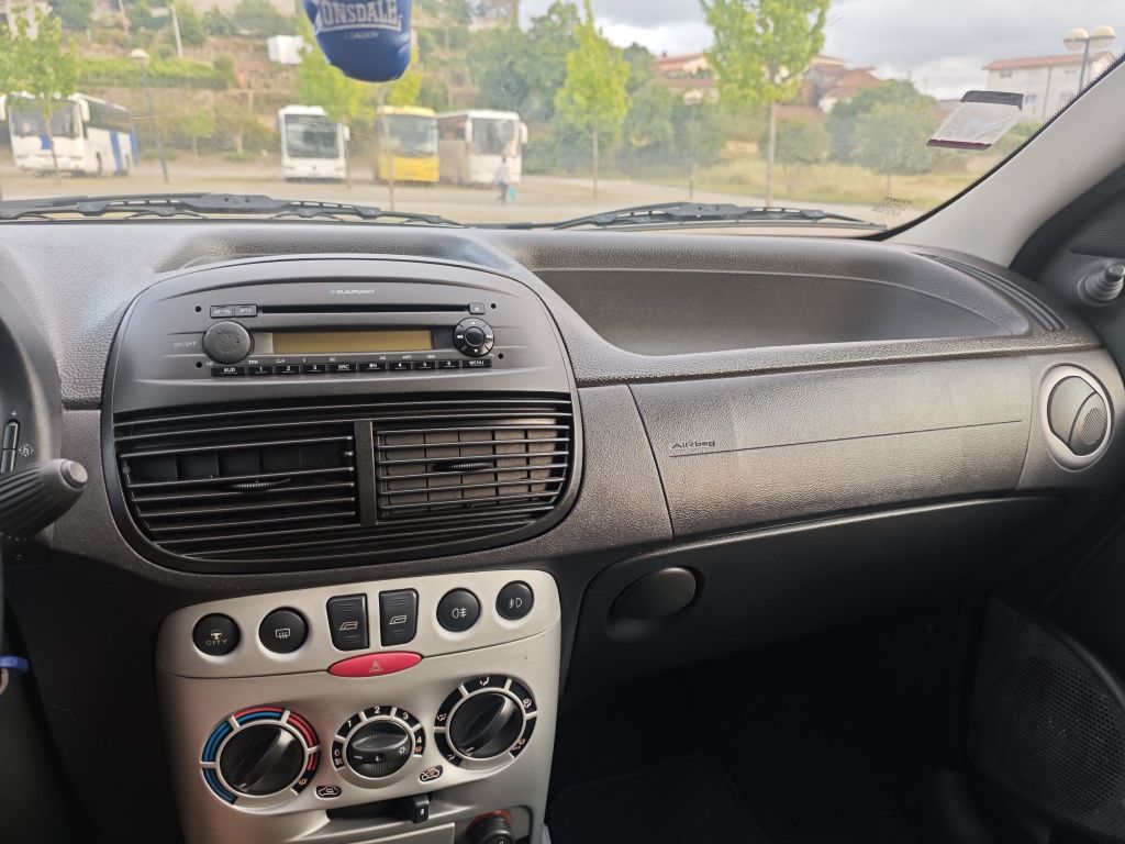 Fiat Punto 1.3 Multijet comercial – 154933kms