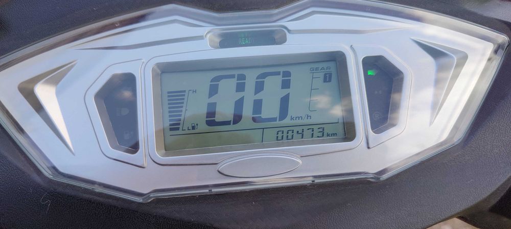 Електроскутер Maxxter Falcon 3