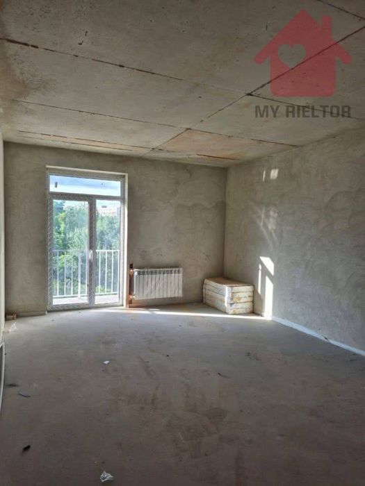 Продаж просторої 1,5 кім квартири в центрі Ужгорода