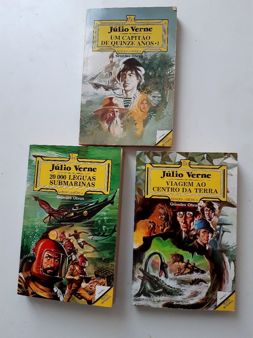 Livros colecção Júlio Verne Um capitão de quinze anos"