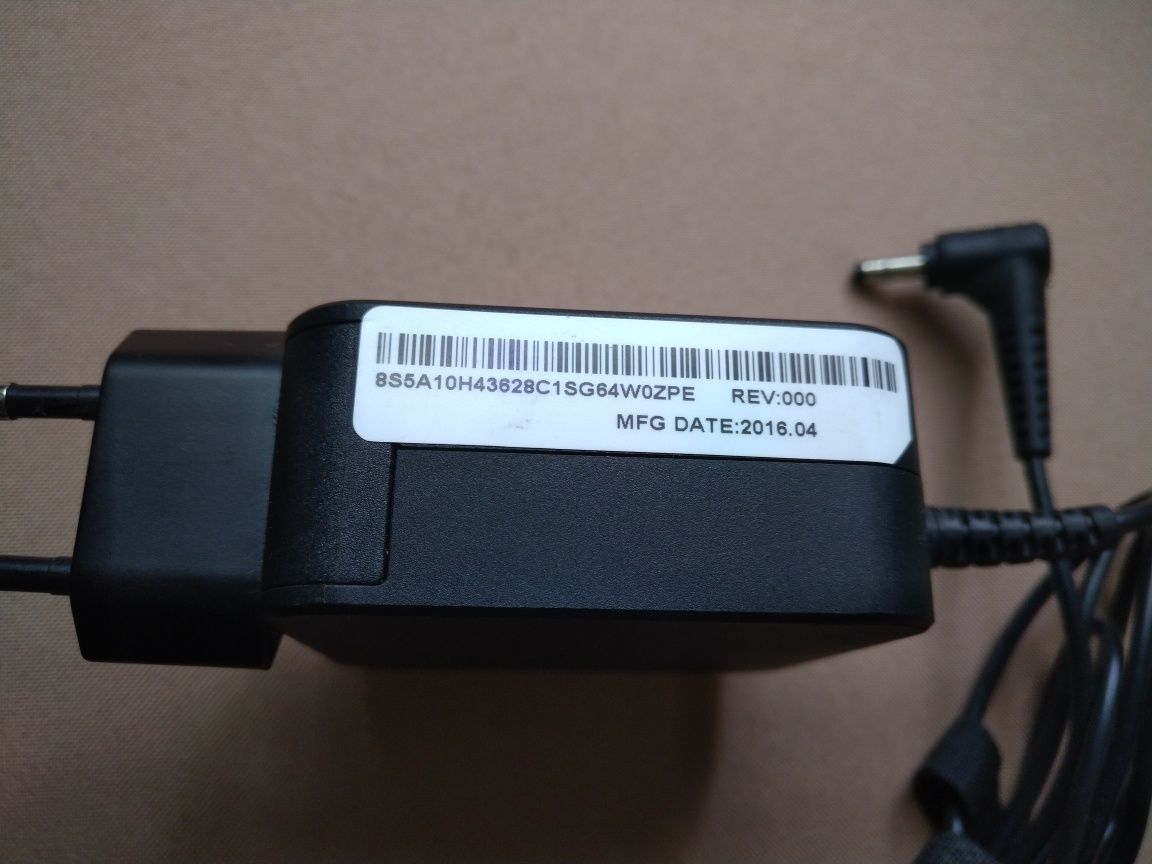 Lenovo 110-15acl. 80tj по запчастям, петли, динамики. Кулер