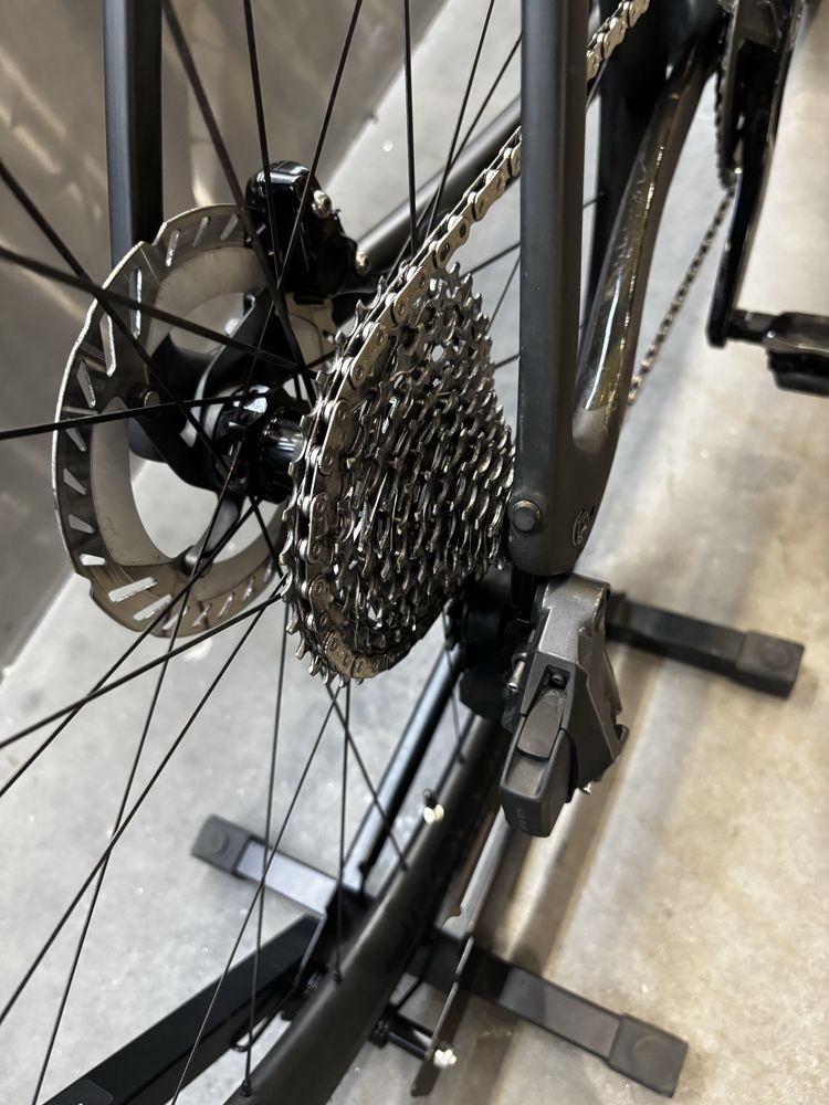 Trek Émonda SLR 6 eTap 2022 – Rozmiar 60 kolor Matte Onyx Carbon